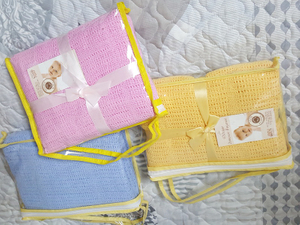 Cotton Thread Hole Blanket